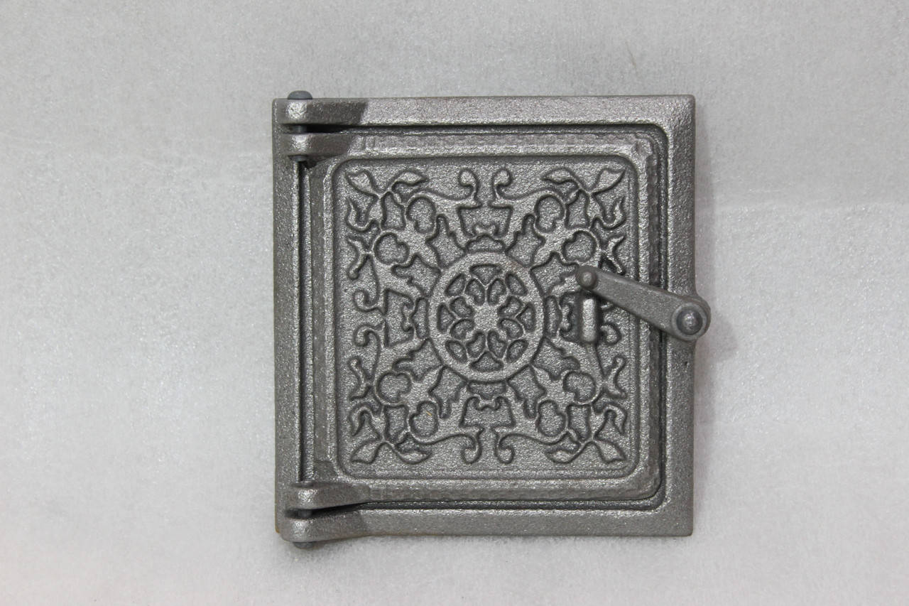 

Дверка чугунная сажетруска, "Солнце", сажечистка, смотровая дверь, дверь малая 150*155