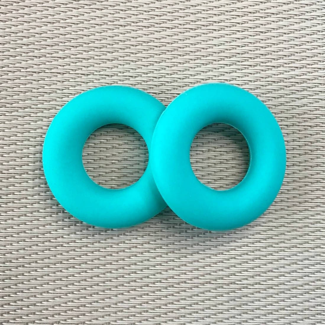 

Бублик кольцо силиконовое Бирюзовый