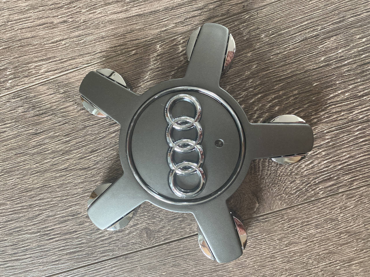 

Колпачок Колпачки на диски Audi 4F0601165N графит
