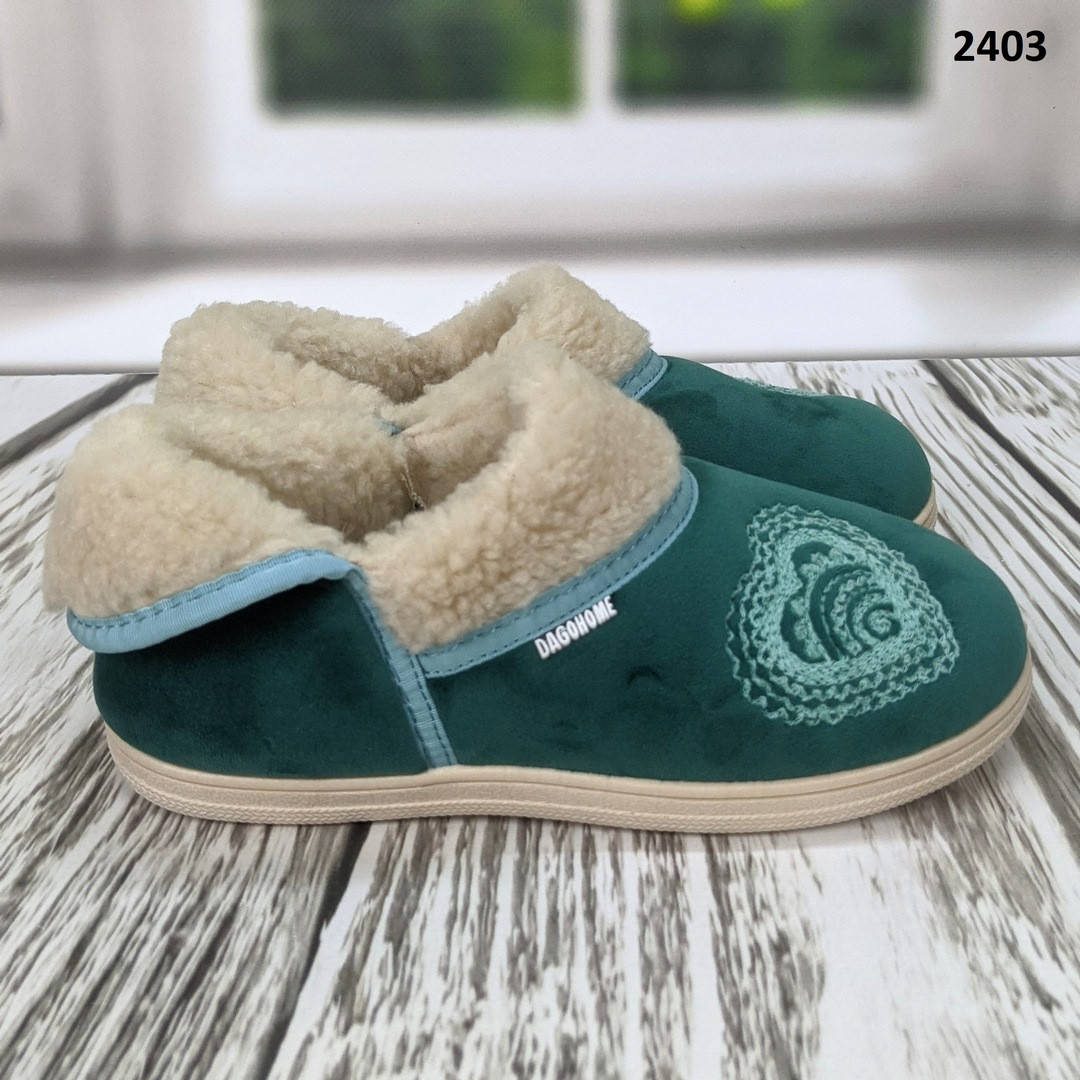 

Тапочки женские чуни на меху зеленые Dago Style 39=24.8см, Зелёный