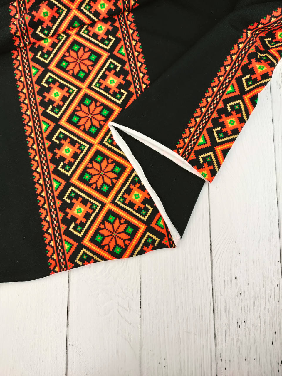 

Футер двунитка "Вышиванка на черном", диджитал. ОТРЕЗ 1М, Черный