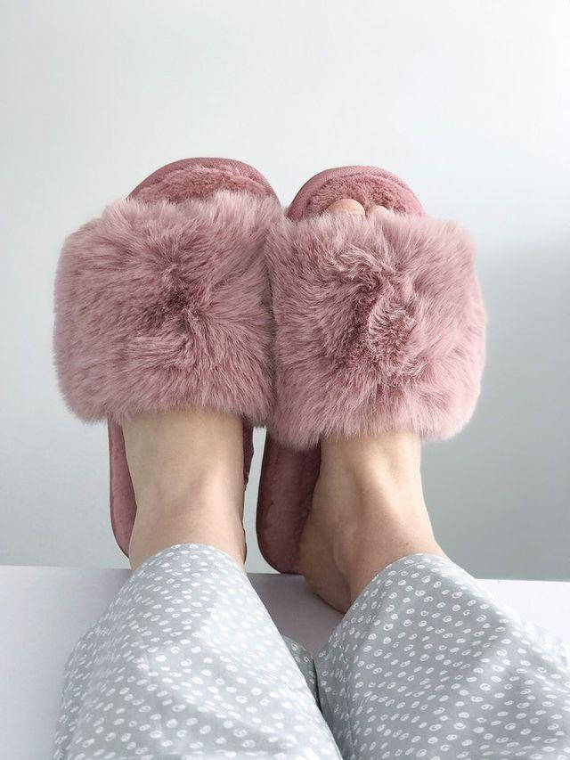 

Очень мягкие и приятные меховые домашние тапочки , размер 36-41, Розовый
