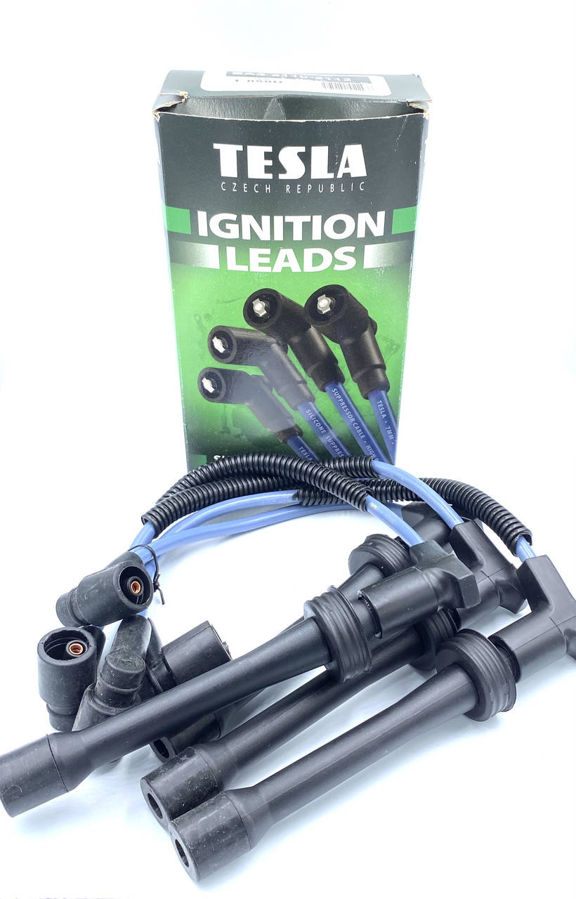 

Провода зажигания TESLA ВАЗ 2110 2111 2112 инжектор 16 клапанов двигатель 1.5 силикон (T859H)