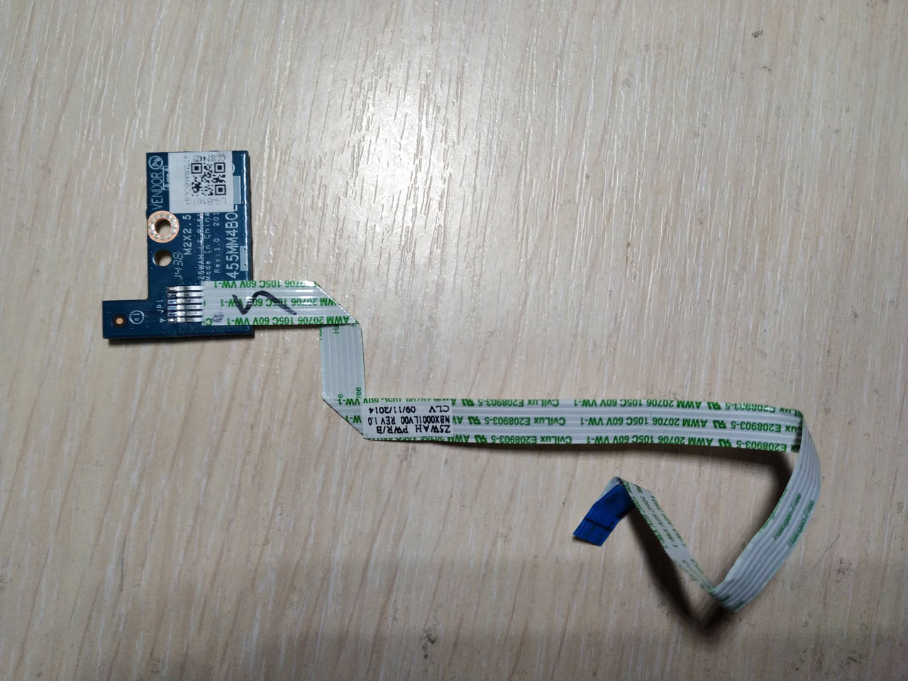 

Кнопка включення Acer Aspire E5-521, nbx0001lv00