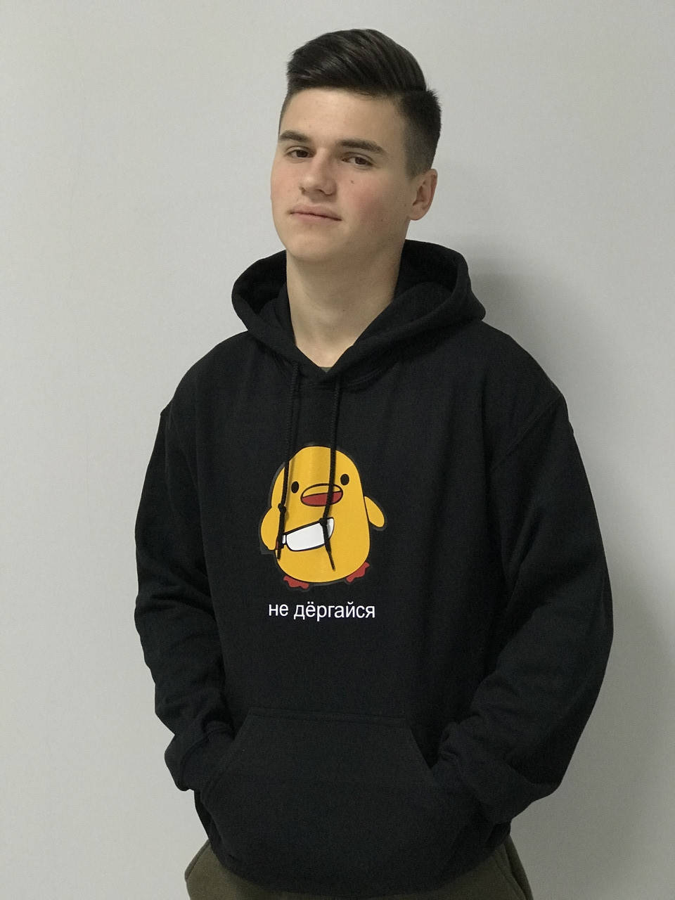 

Толстовка с капюшоном УТКА С НОЖОМ НЕ ДЁРГАЙСЯ, Черный