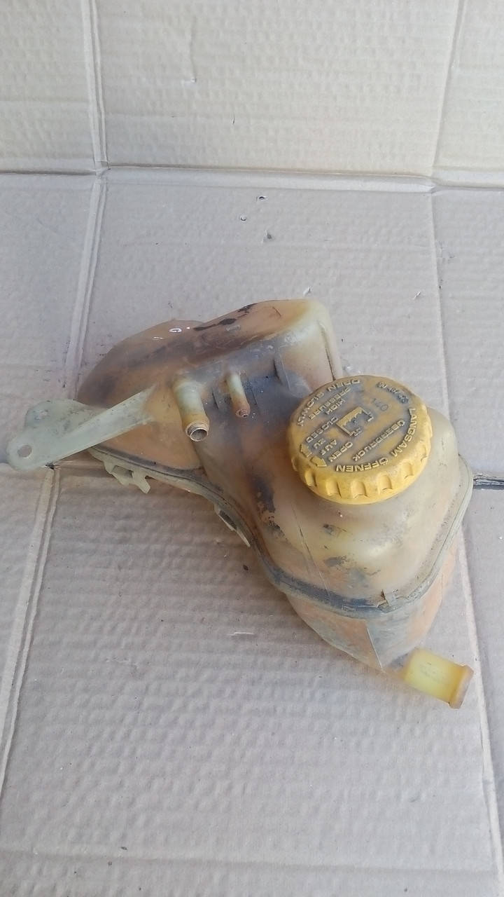 

Расширительный бачок Opel Vectra A 1.8 - 2.0. 90 409 612.