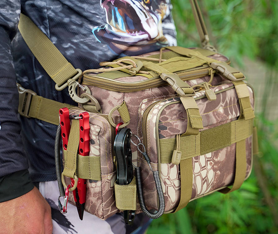 

Сумка спиннингиста поясная для ходовой рыбалки FanFish SP-40 ACU
