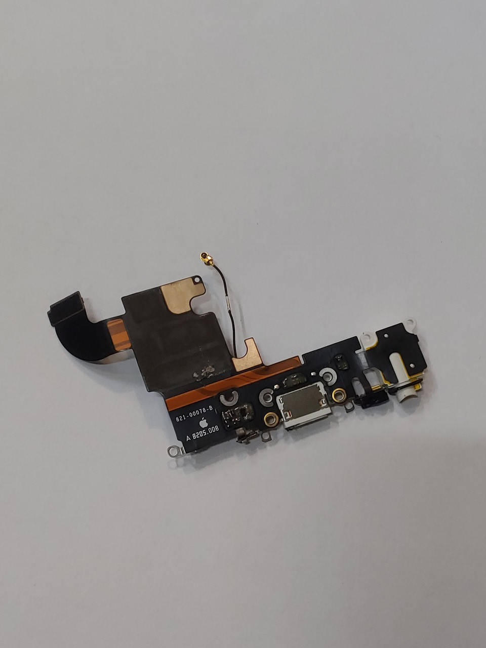 

Шлейф зарядки для Iphone 6s оригинал с разбора
