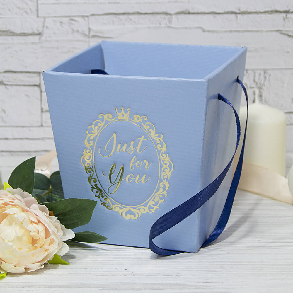 

Трапеция флористическая для цветов, упаковка для цветов 15х14см голубая