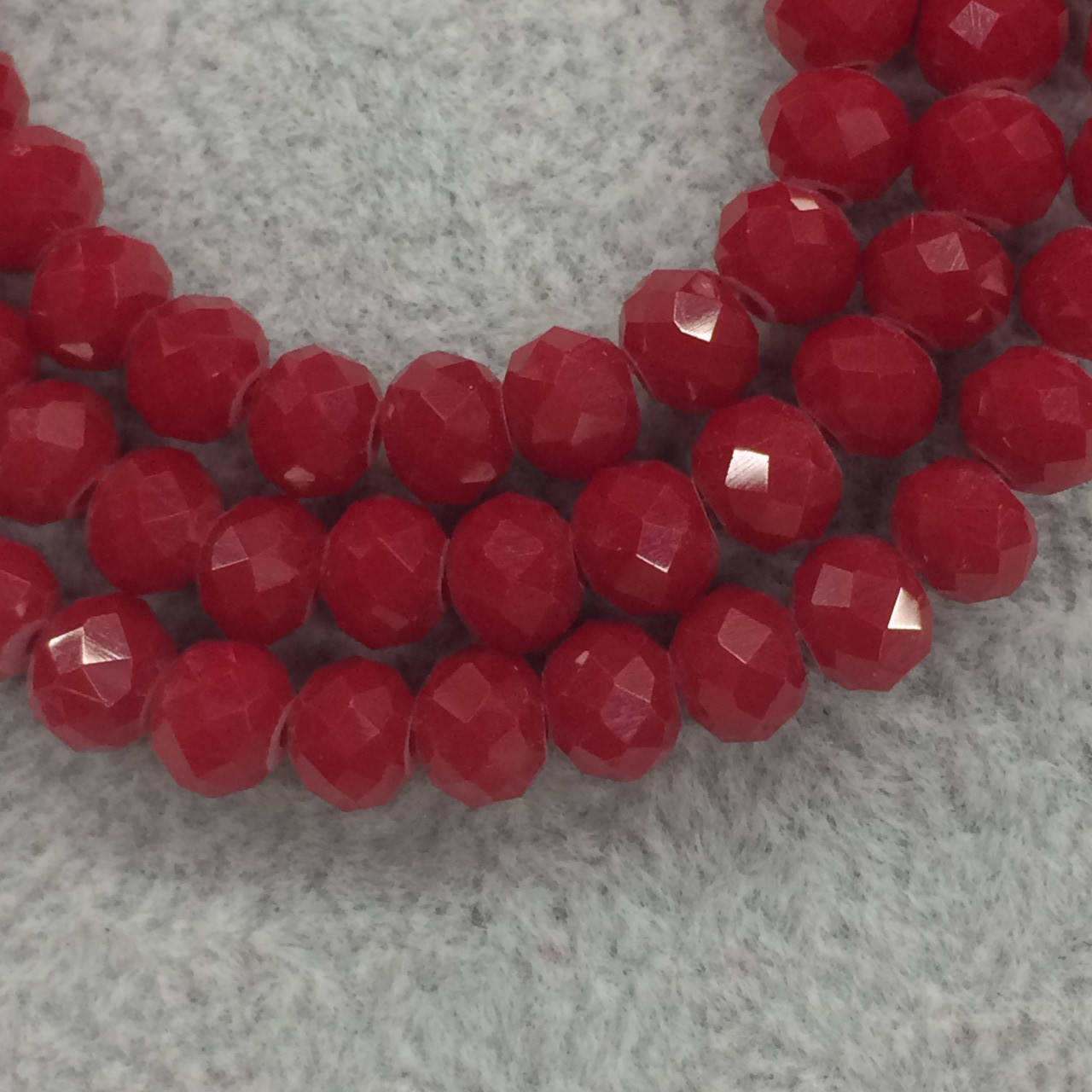 

Бусины на нитке Стекло рондель d=6мм гранатовый матовый (~95 бусин на на нитке)