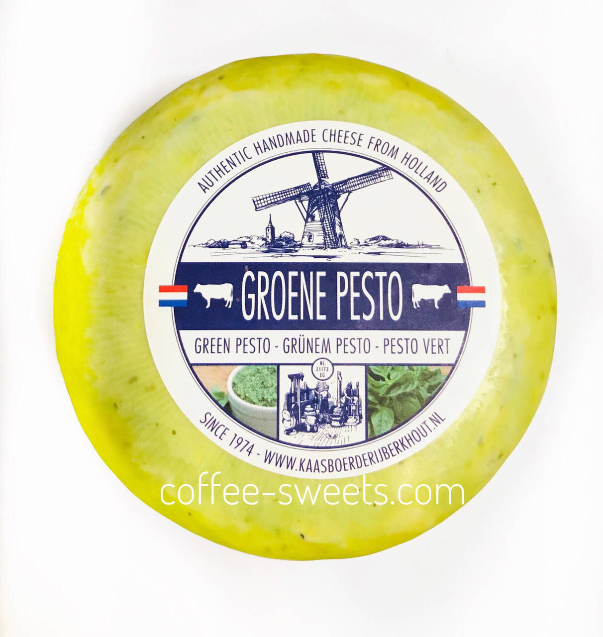 

Сыр Голландский GROENE PESTO (с соусом песто) 400г (+-30г)