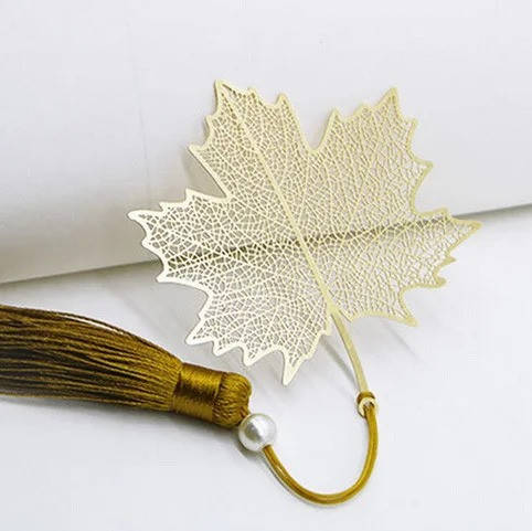 

Закладка для книг из металла Лист клена, Золотистый