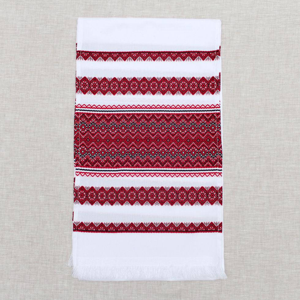 

Тканый льняной рушник Волинські візерунки с красным орнаментом 150 см