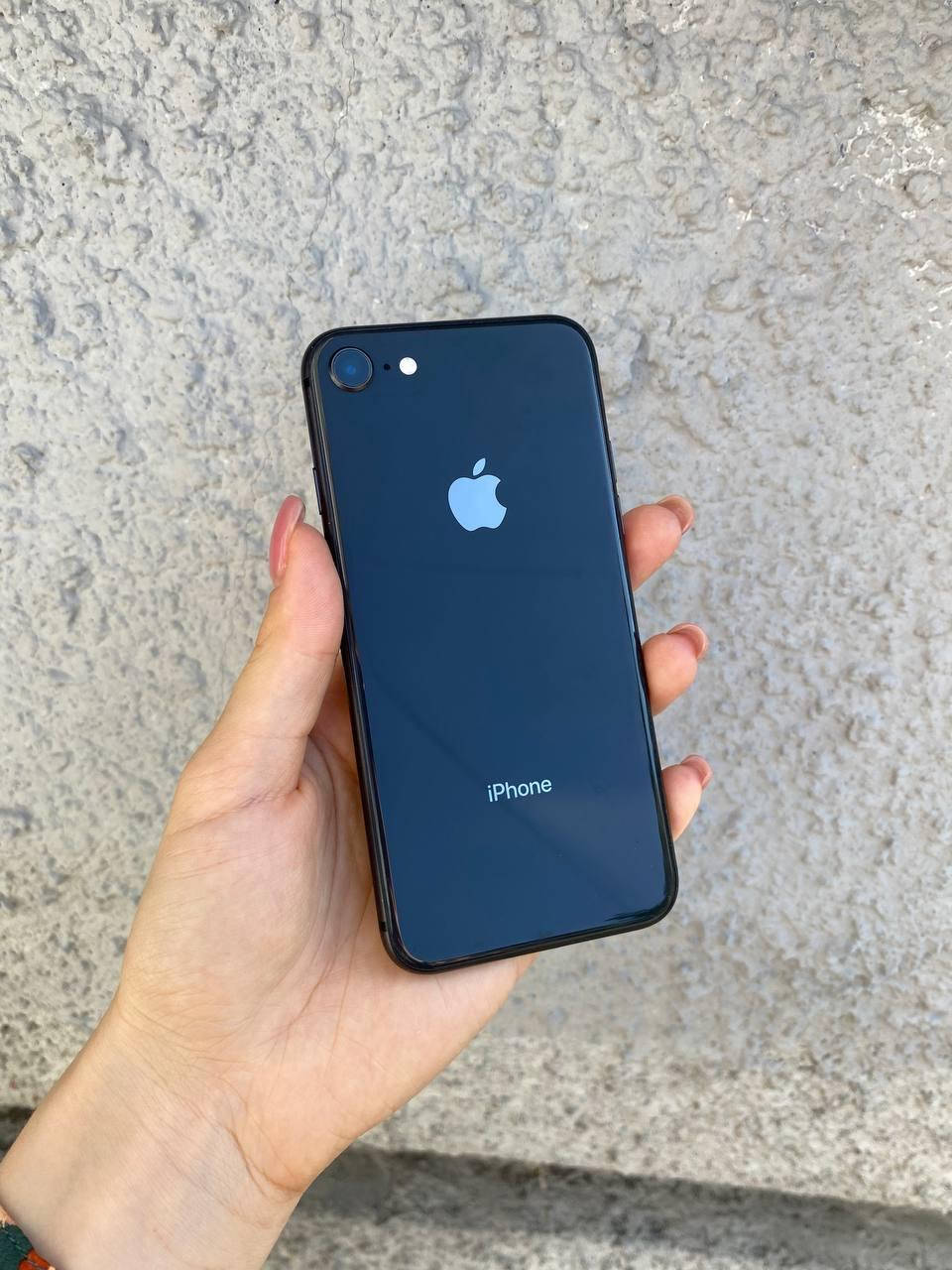 

IPhone 8 64gb Black | 100% батарея