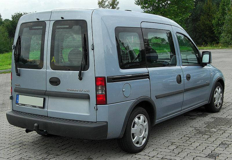 

Стекло Opel Combo C 02–11 Тыл Правый с Э/О SG