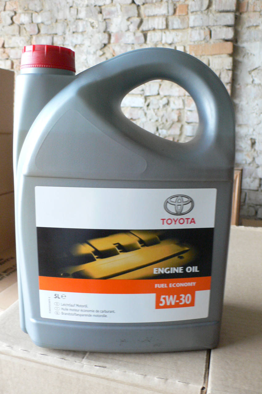 

Масло моторное оригинальное Тойота Toyota Fuel Economy 5w-30 (15 литров).