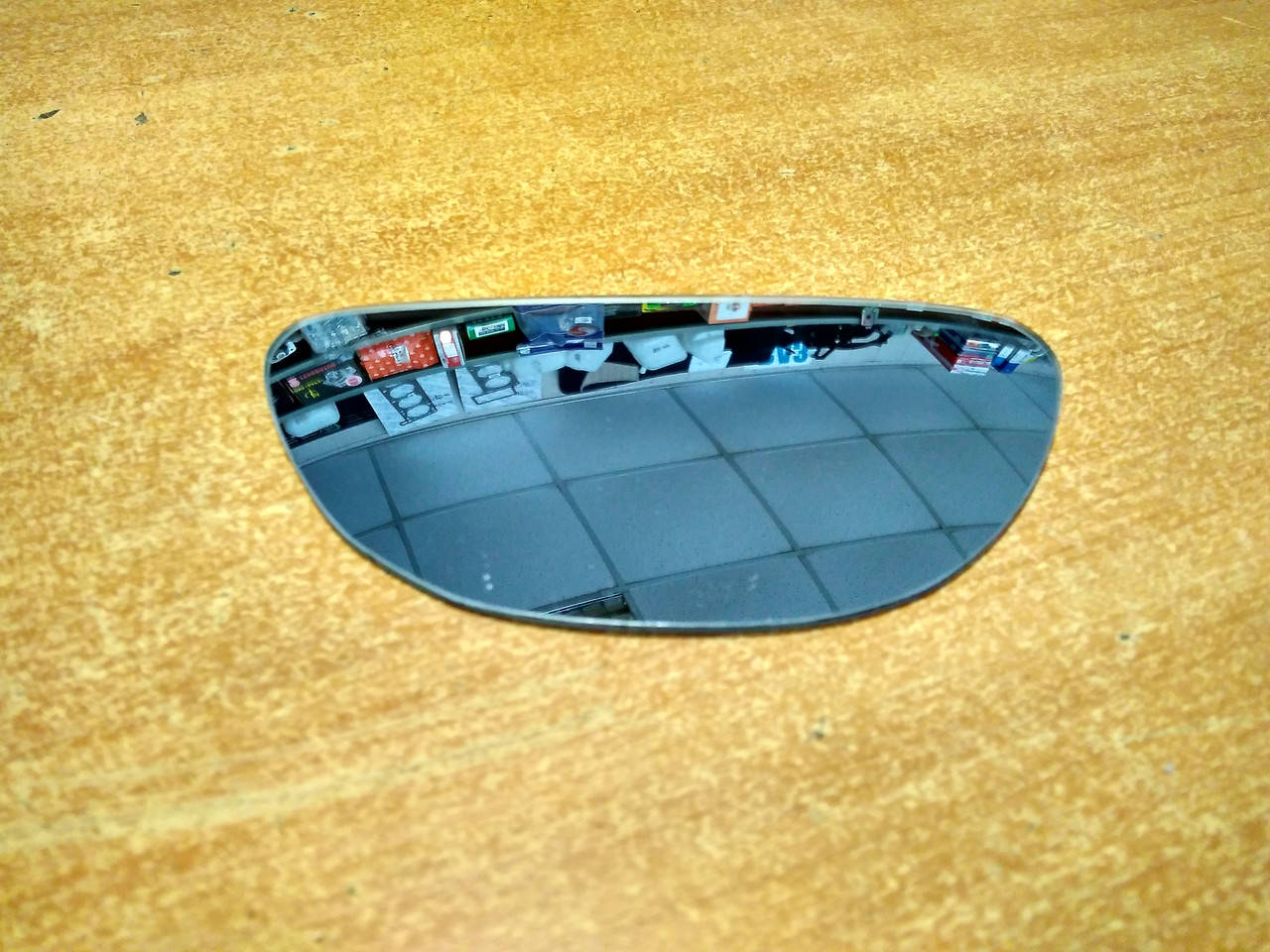 

Зеркальный элемент малый нижний бокового зеркала Газель