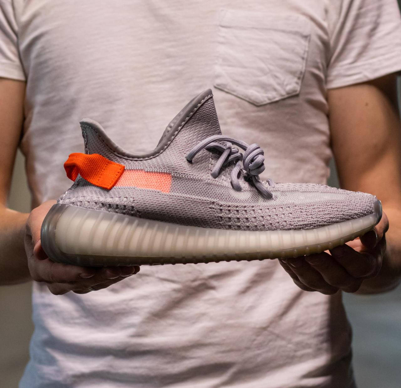 

Кроссовки мужские Adidas Yeezy Boost 350 V2 Tail Light Адидас Изи Буст 350 в 2 Задний Свет 41