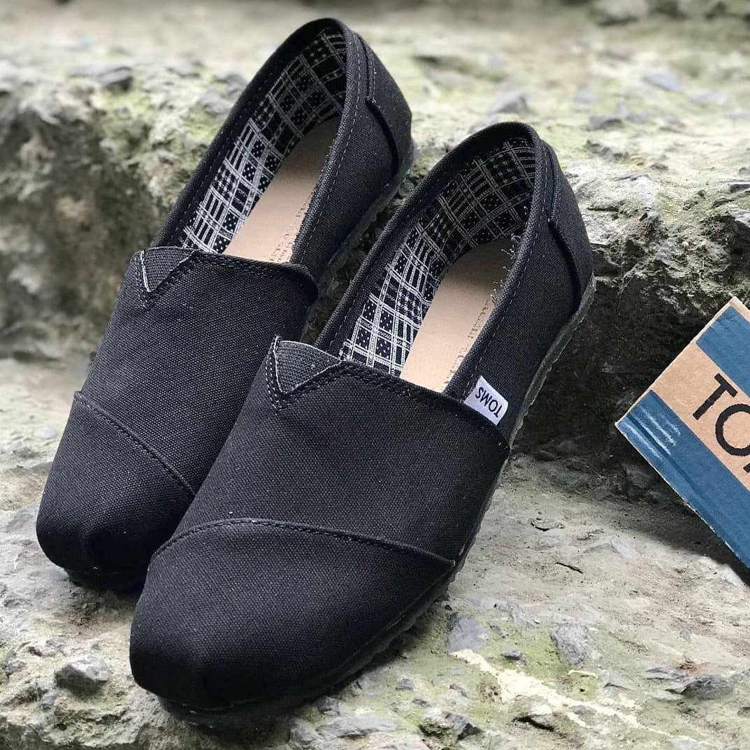 

Мужские эспадрильи TOMS (black / white) 41