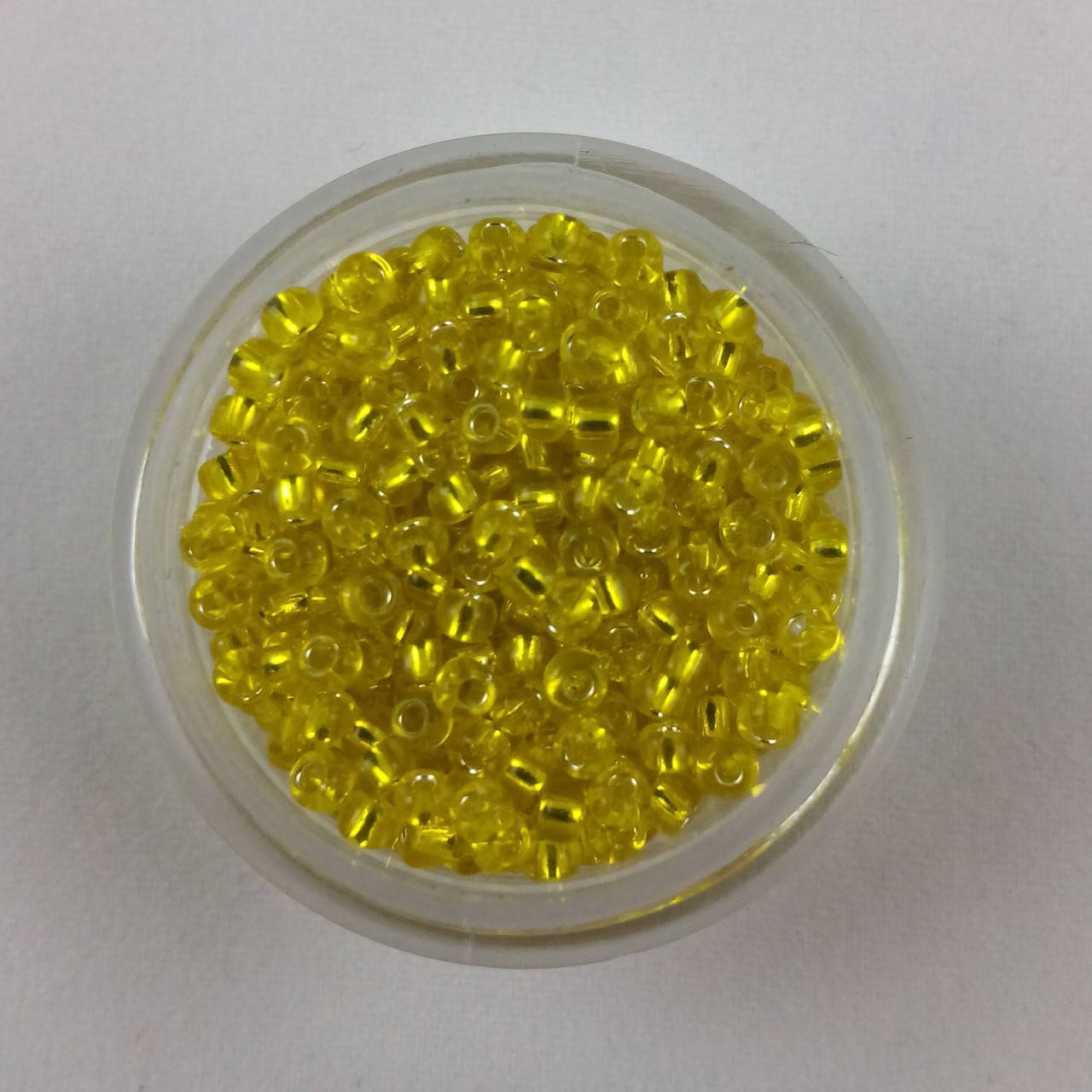 

Бісер FGB SILVER жовтий, 20 г/упаковка