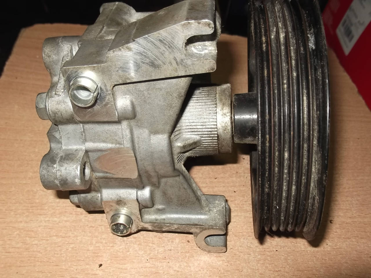 

Насос гидроусилителя б/у Ford Connect 1.8TDI 2011 г.в.