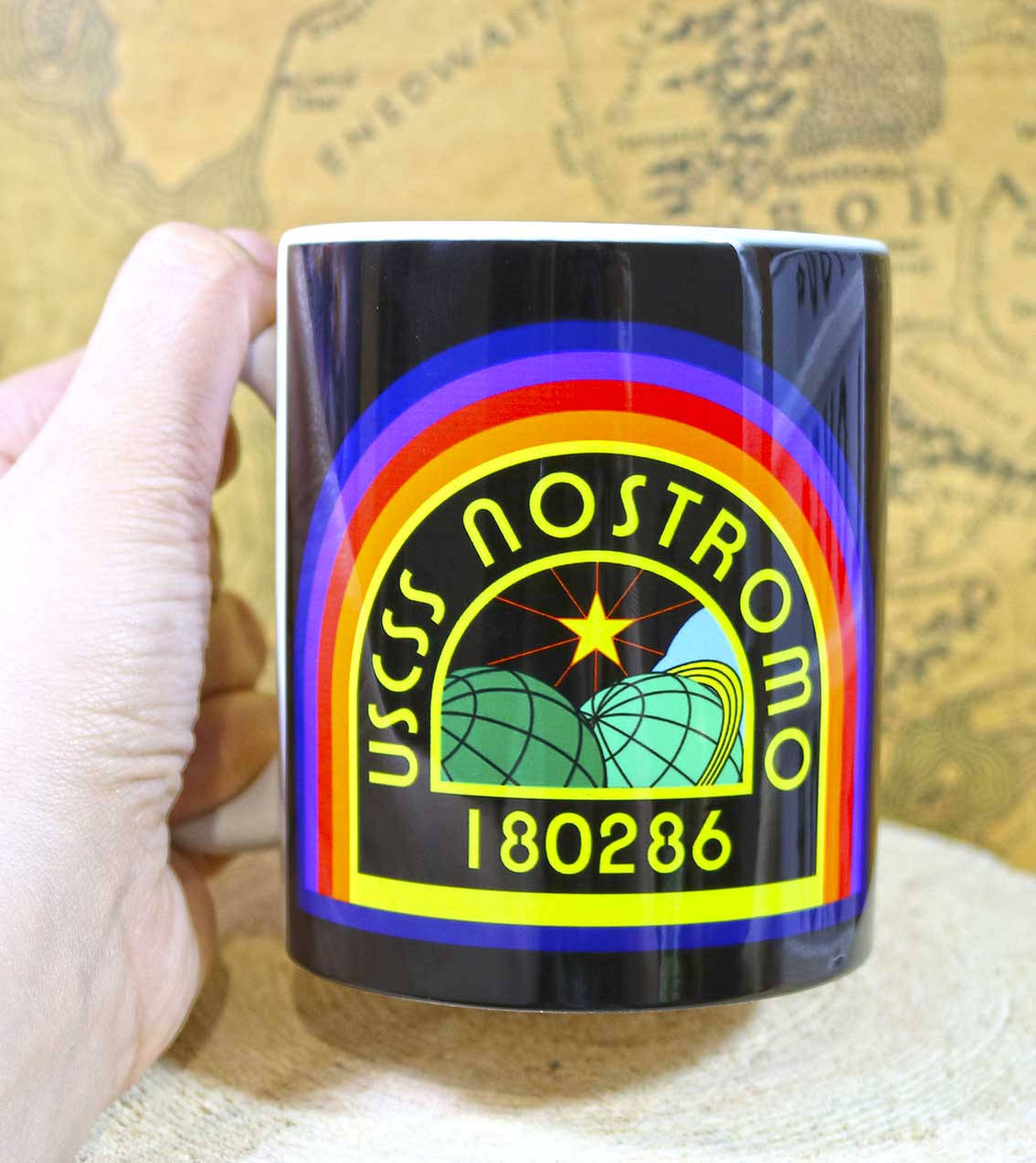 

Чашка Чужой против Хищника "USCSS NOSTROMO" / Alien & Predator