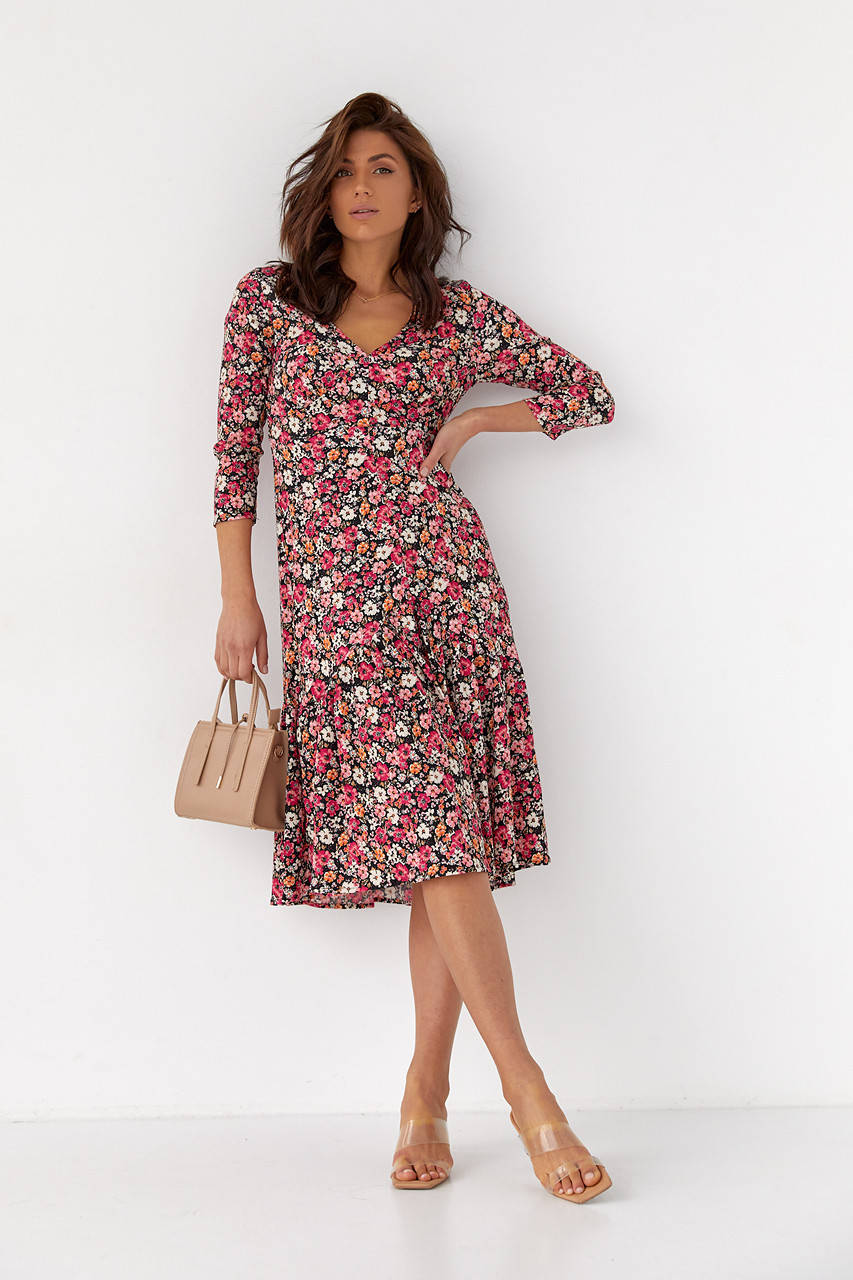 

Женское платье с цветочным принтом из жатки розового цвета M