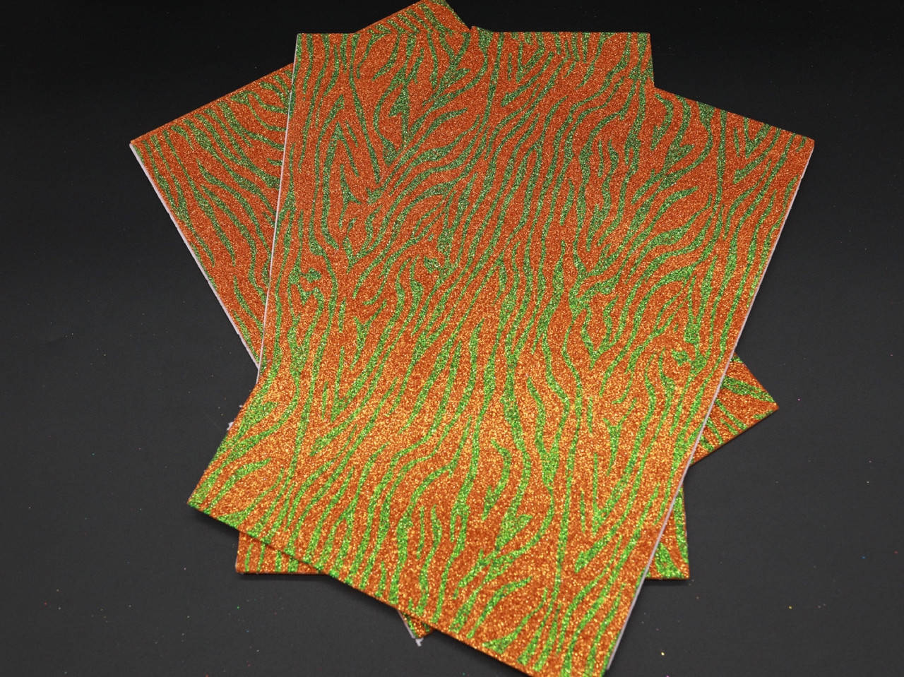 

Фоамиран для рукоделия с глиттером. 2мм. Узор.