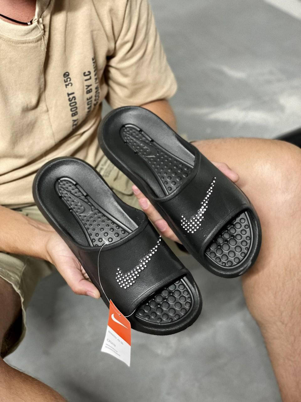 

Мужские шлепанцы Nike Victori One Shower Slide черные, Розовый