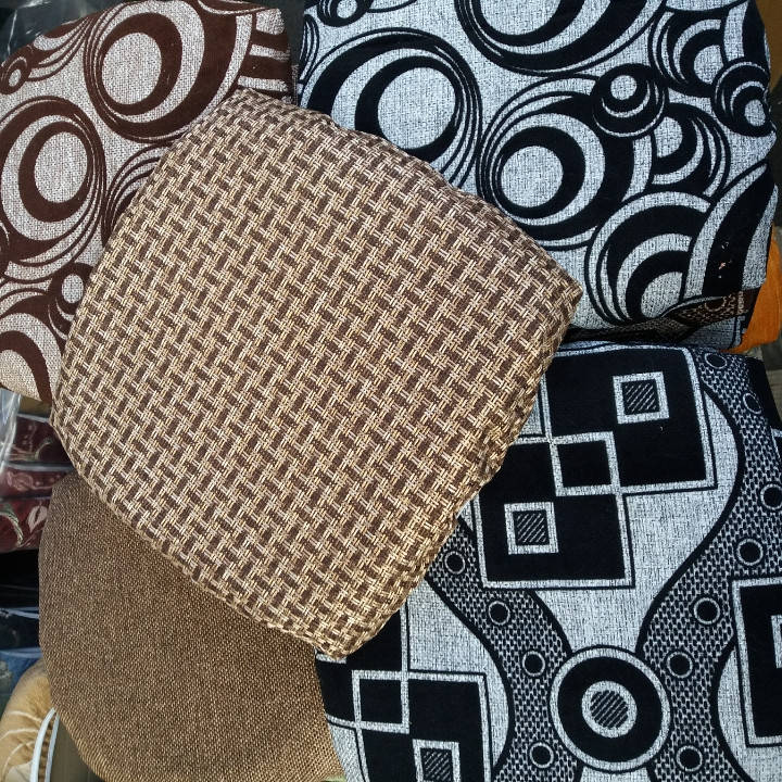 

Чехлы на табуретки с поролоном