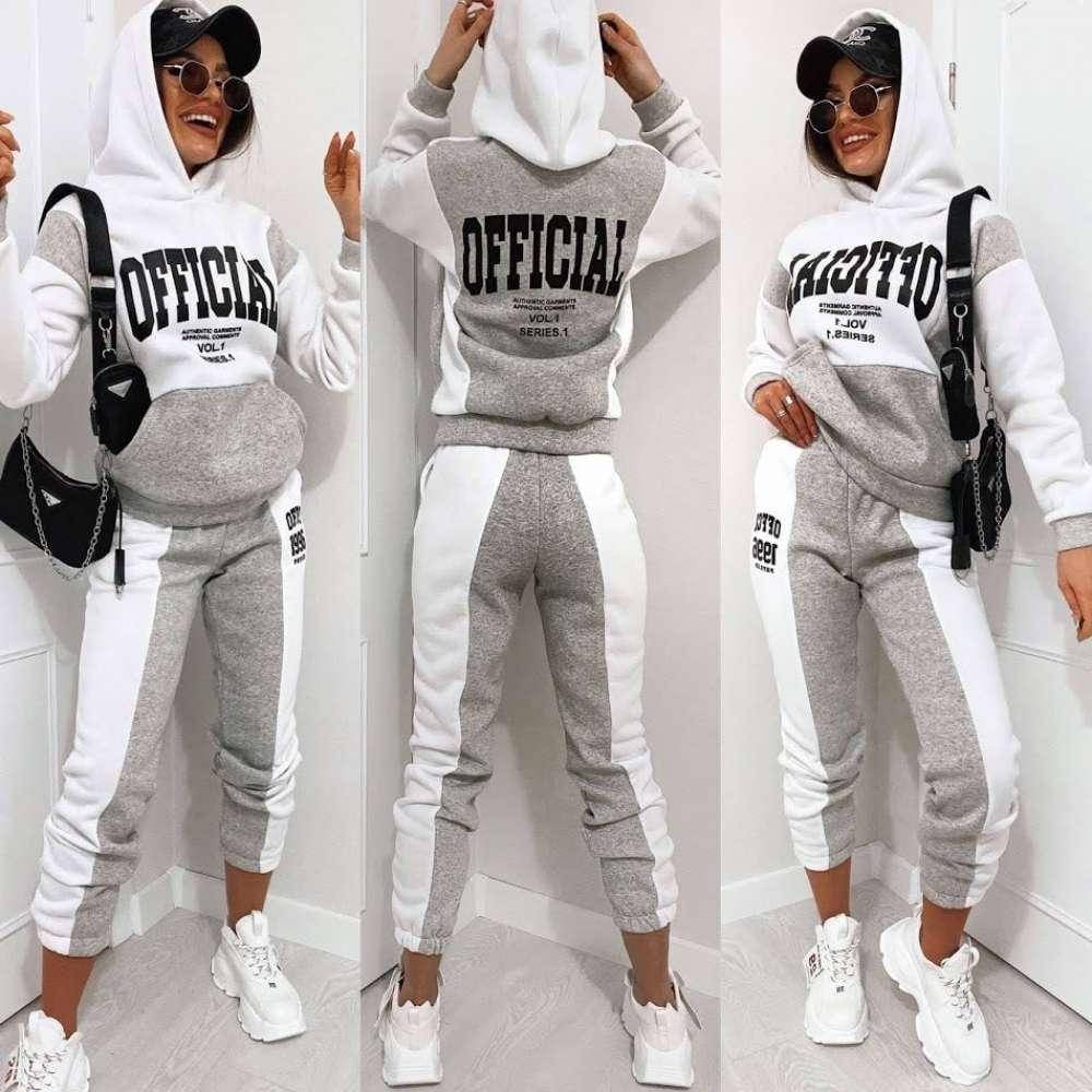 

Женский костюм серо-белого цвета SKL92-314905, Серый