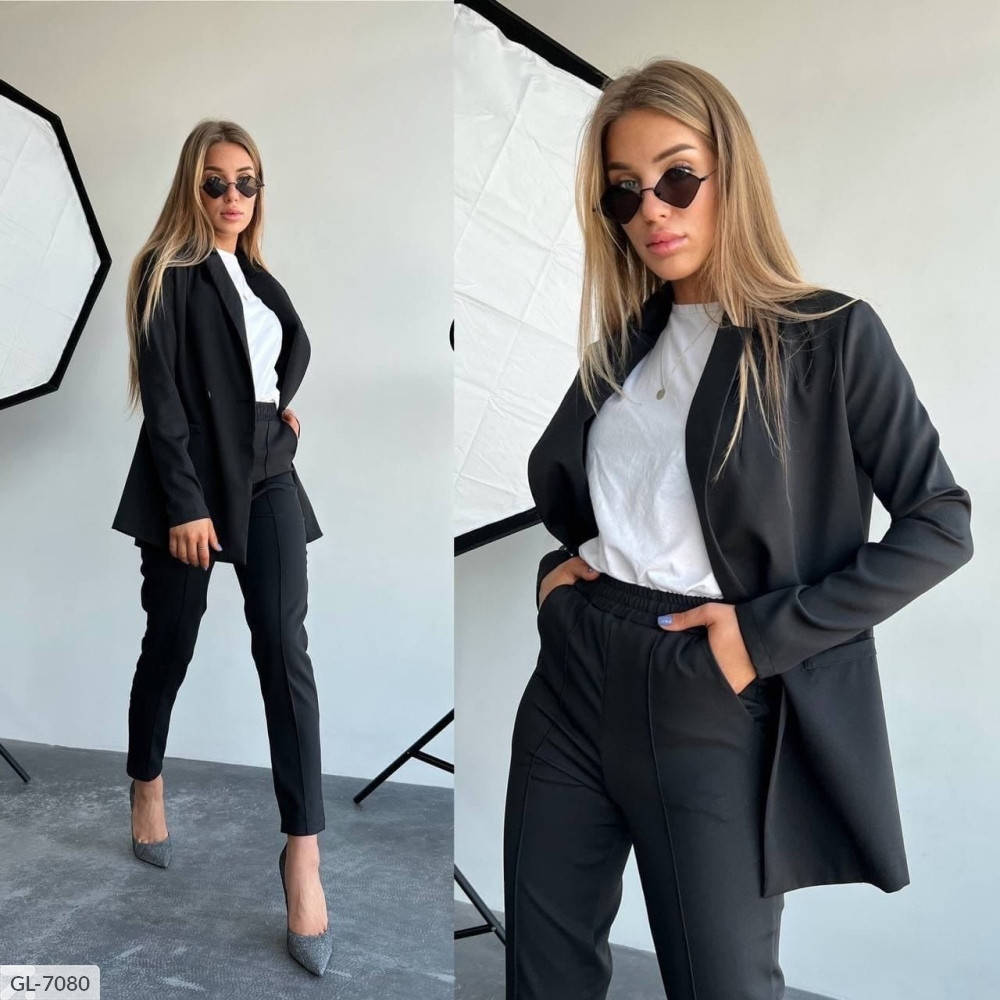 

Деловой женский брючный костюм классический офисный пиджак и укороченные брюки костюмка арт 136