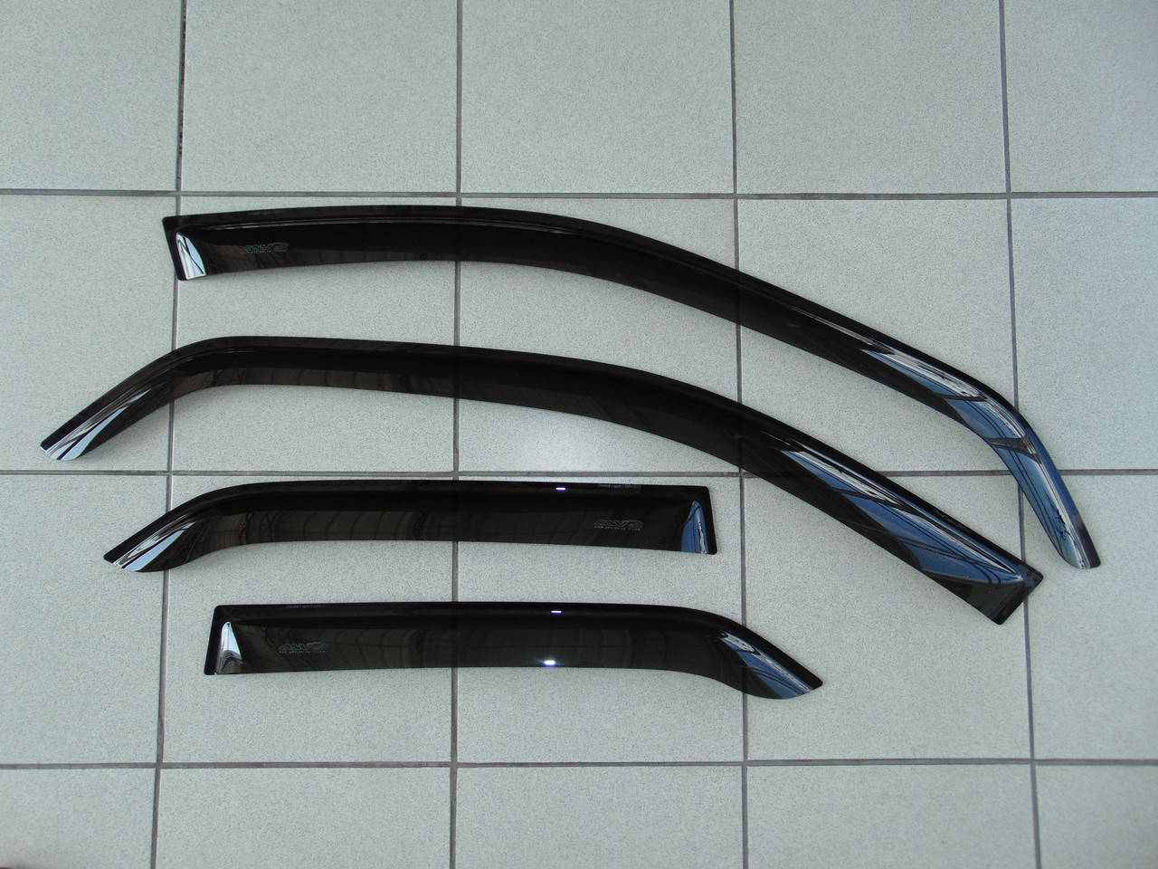 

Дефлекторы окон Renault Logan 1 седан 2004-2013, ANV комплект ветровиков на скотче