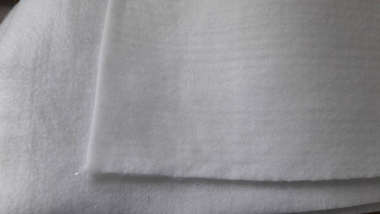 

Фильтр для пылесоса универсальный размер 20х30см