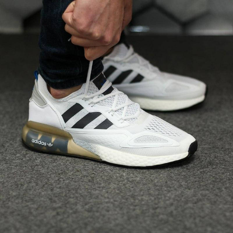 

Кроссовки мужские Adidas ZX2K BOOST (белые) 42, Белый