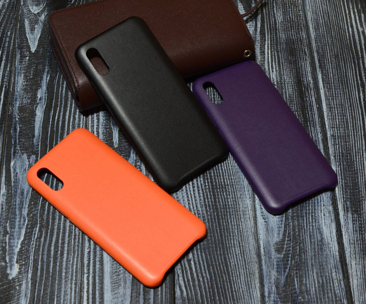 

Кожаный чехол AHIMSA для Xiaomi Redmi 9А, Фиолетовый