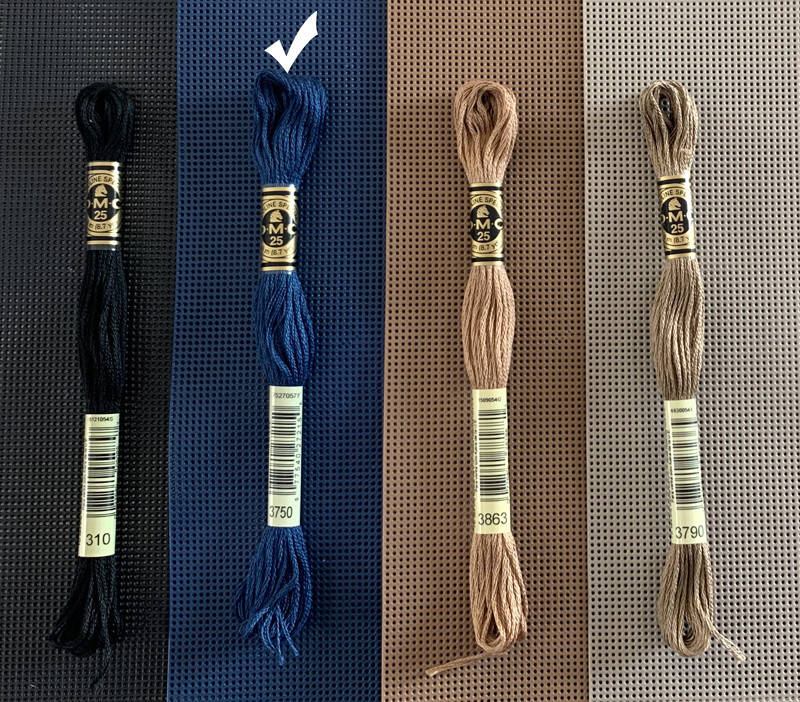 

Канва Пластиковая №14 синяя PC3750