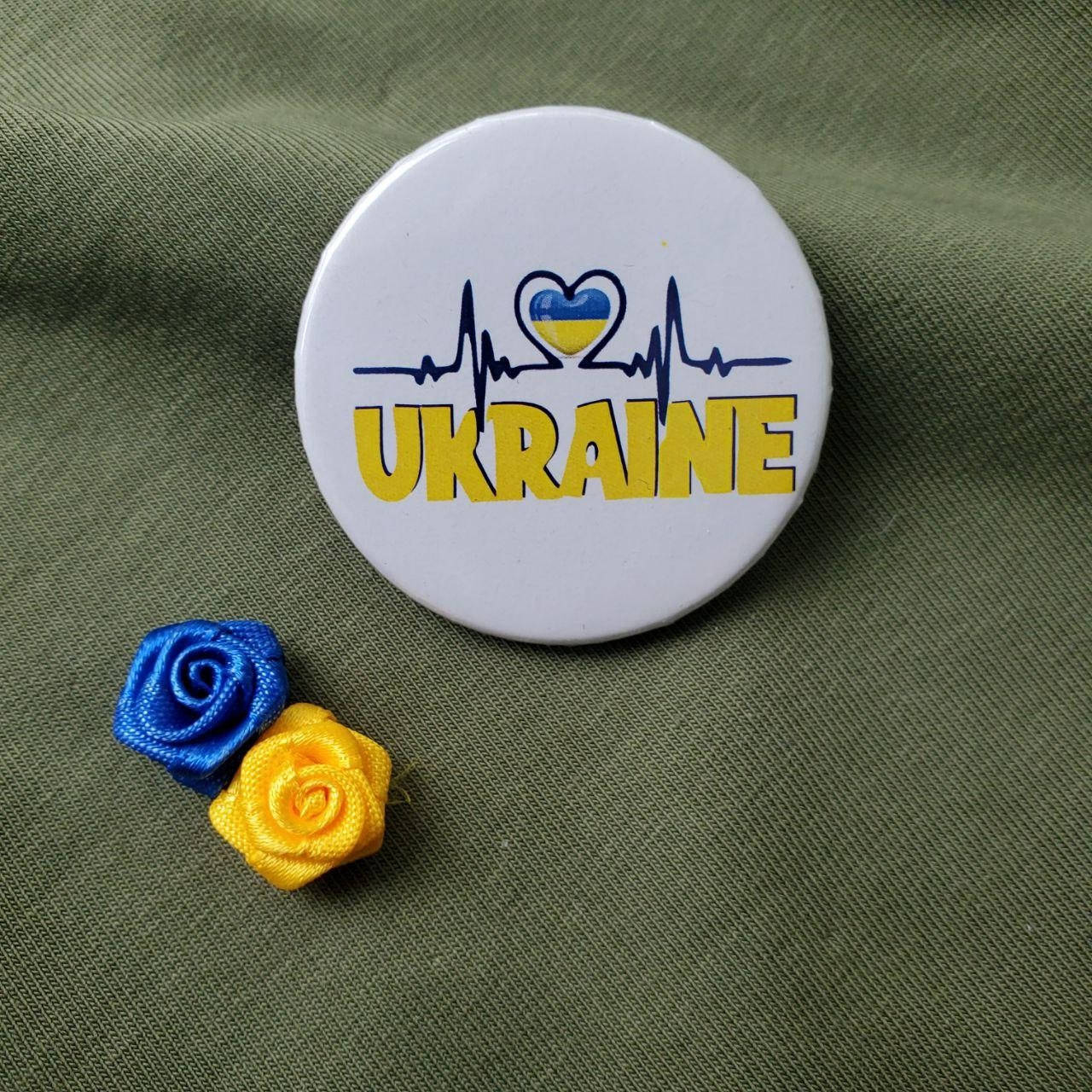 

Значок "Ukraine" - (43 мм) украинский авторский значок в патриотичных цветах