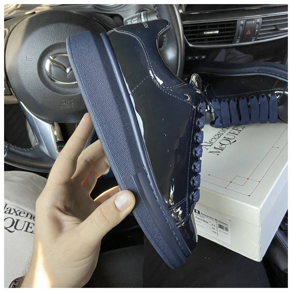 

Женские кроссовки Alexander McQueen Patent Blue, кроссовки александр маккуин жіночі кросівки Alexander McQueen, Разные цвета