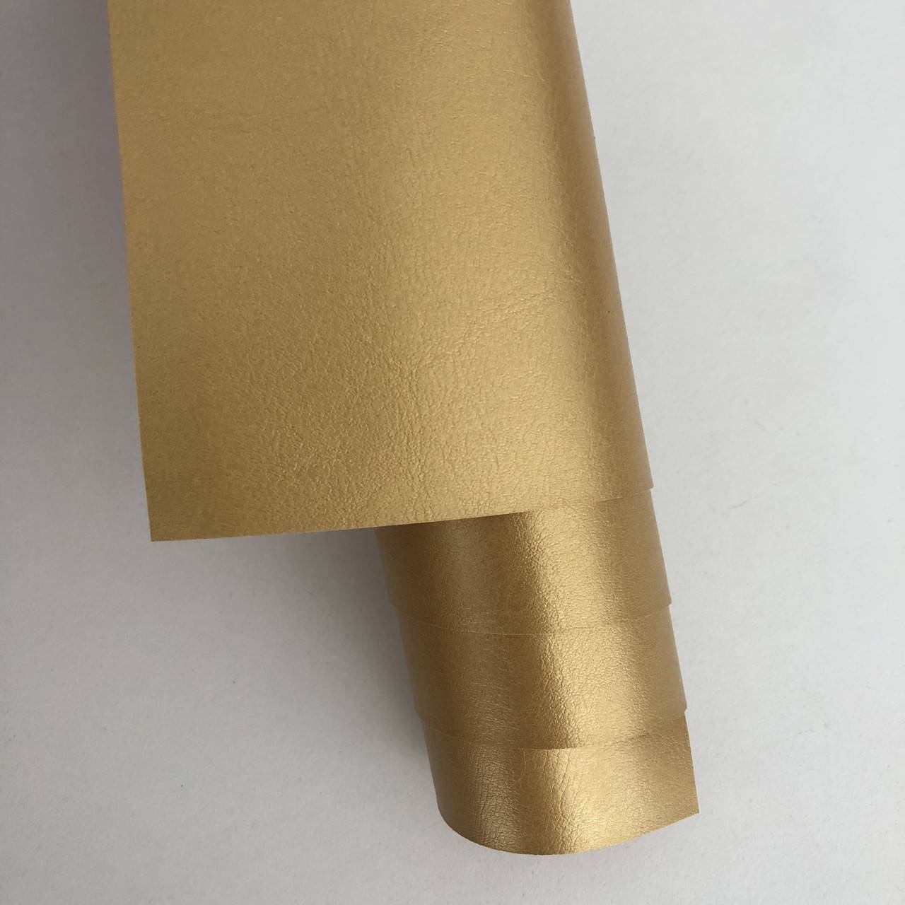 

Шкірзамінник палітурний - золото VH009 - 25х35 см.