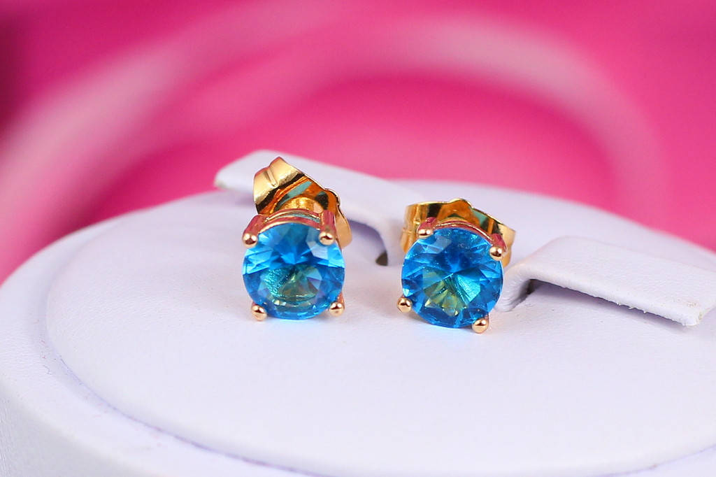 

Серьги гвоздики Xuping Jewelry с голубым камнем четыре крепления 7 мм золотистые