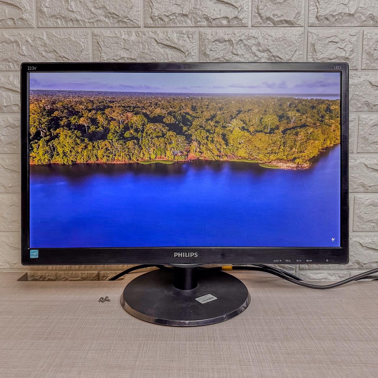 Монітор Philips 22" 223V5 TN WLED б/у A-