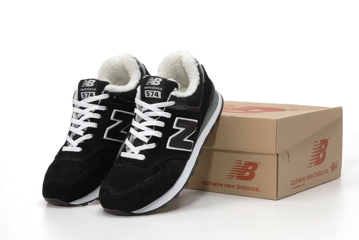 Зимові кросівки чоловічі жіночі New balance 574 Winter хутро Нью Баланс чорно-білі замшеві