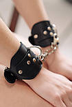 Наручники із заклепками та на ланцюжку БДСМ із натуральної шкіри чорного кольору Scappa Кайф, фото 2