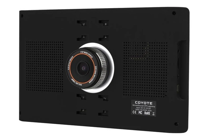 Автомобільний GPS-навігатор із відеореєстратором COYOTE 1090 (9-дюймовий)