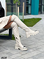 Стильні жіночі ботфорти бежевого кольору, трендові високі чоботи, євро зима