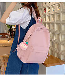Жіночий рюкзак однотонний блідо-рожевий