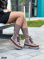 Стильні жіночі чоботи коричневого кольору, трендові чоботи з дов'язом та шнурівкою, зима