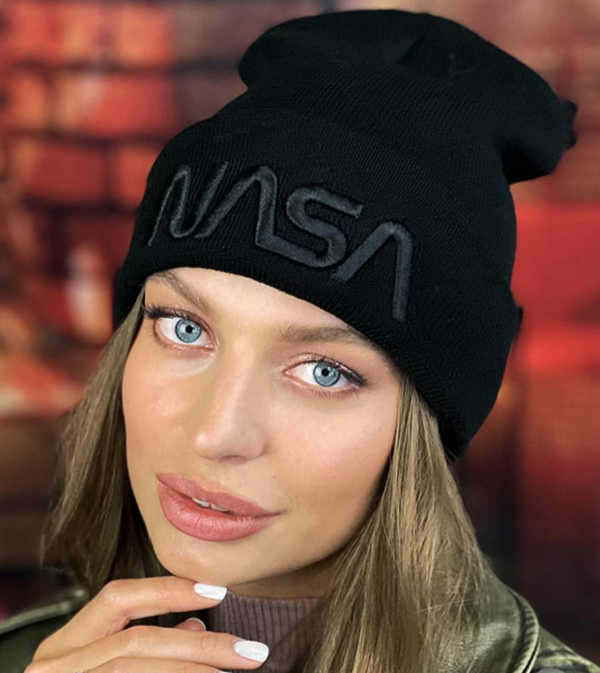 Жіноча шапка демісезонна чорний «Nasa» 719W, фото 1