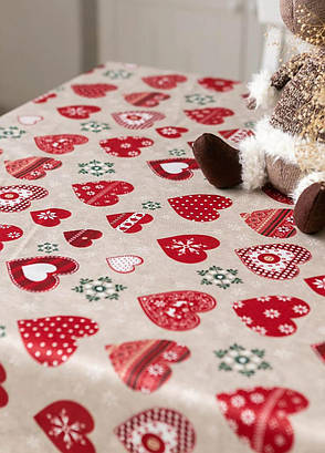 Скатертина новорічна з тефлоновим покриттям 120х180 Сердечки (бежевий), фото 2